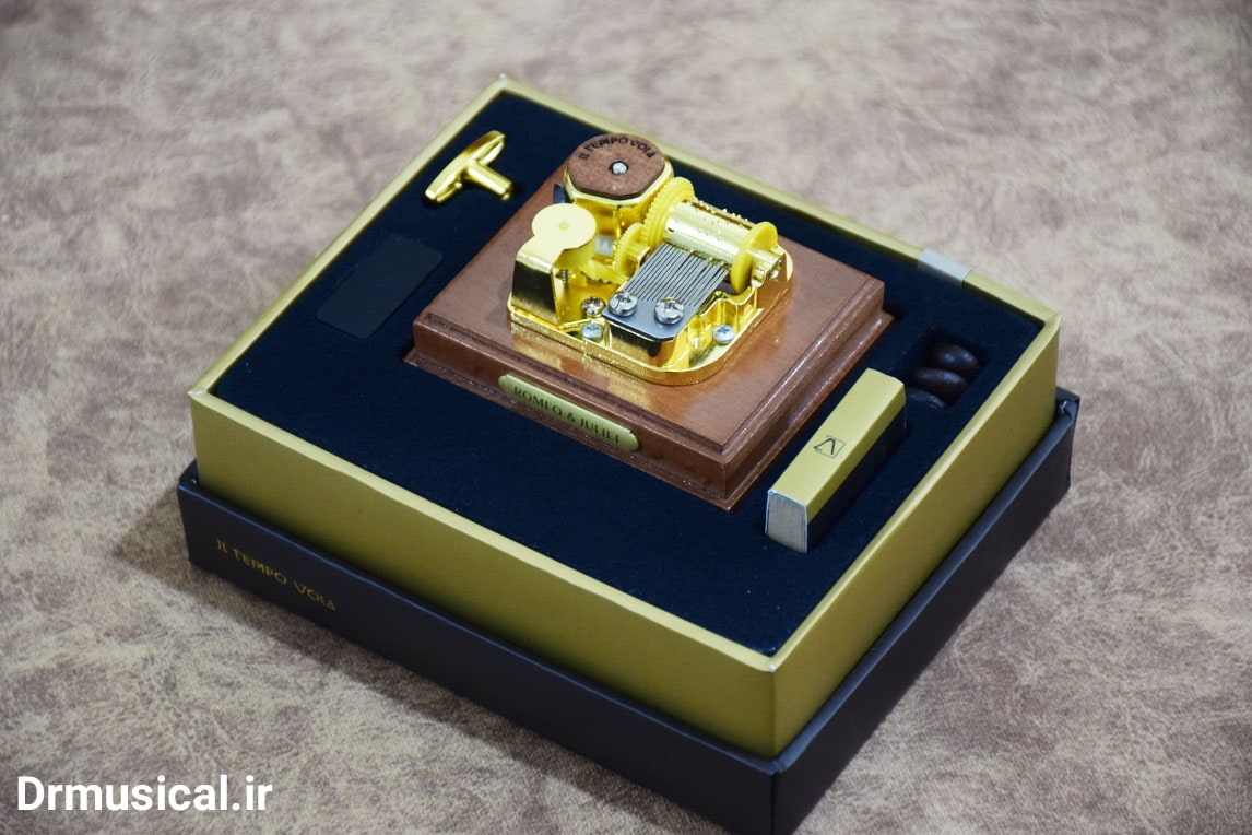 موزیک باکس کوکی swan lake (دریاچه قو) مدل  ( roco ) برند ایل تمپو ولا